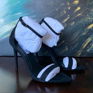 NEW IN BOX Black Sane Heels
